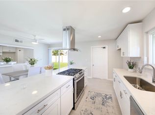 3025 Cleveland Ave, Costa Mesa, CA 92626