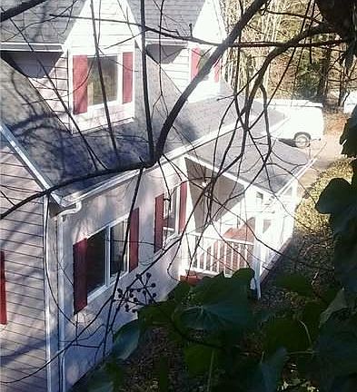 2nd image of 1188 NE Nittney Ln