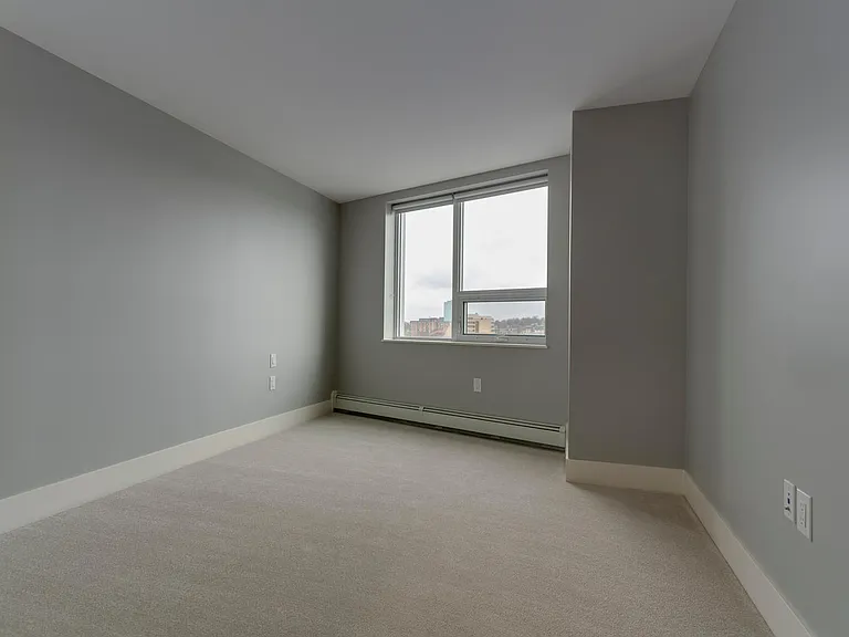 15 Kings Wharf Pl #501 — Photo 10