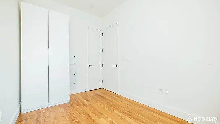 Rented by Nooklyn NYC LLC | media 140