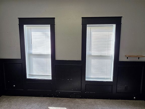 4th image of 304 N Harrison St