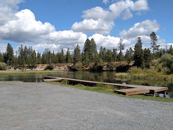 HOA Boat Dock on Deschutes