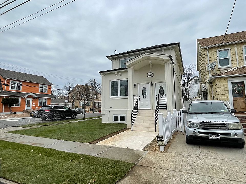 1st image of 200-01 116th Ave #A