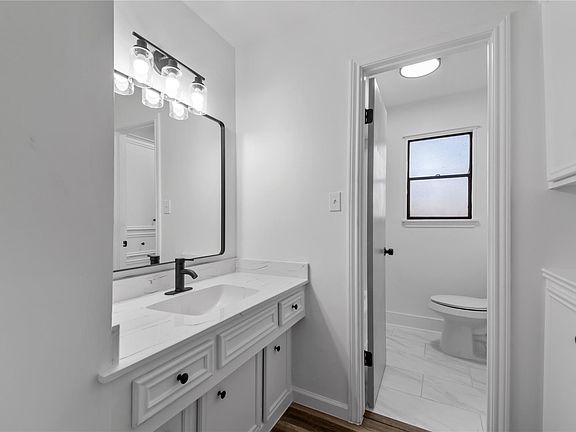 3rd image of 6611 Falling Waters Dr