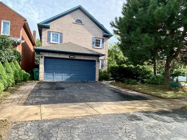 5664 Haddon Hall Rd, Mississauga, ON L5M 5G3