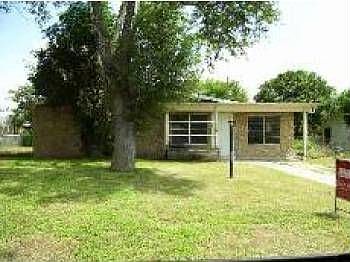 1st image of 150 Baywell Dr