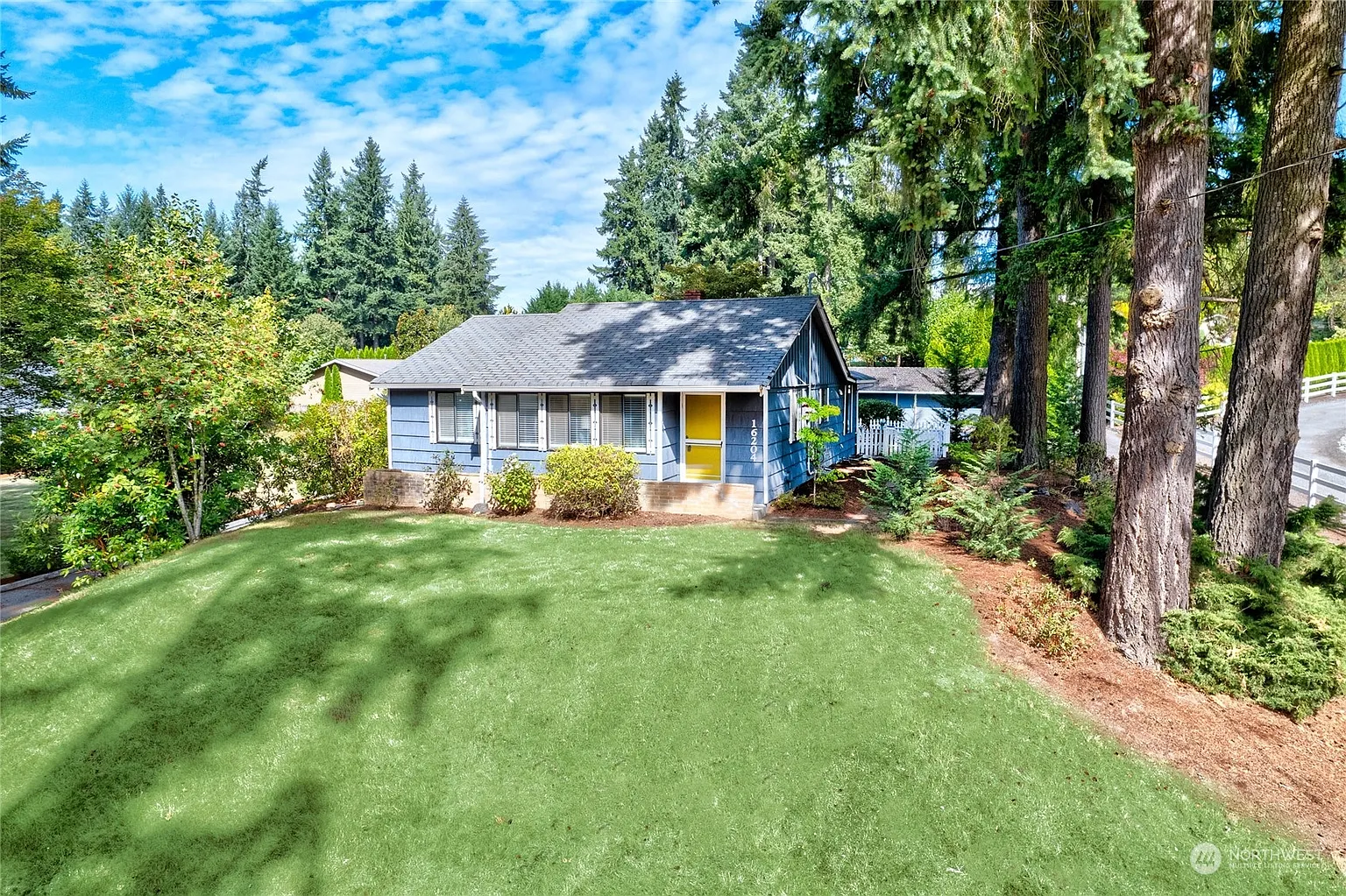16204 NE 160th Street photo 1