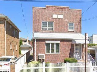 2147 74th St, Flushing, NY 11370