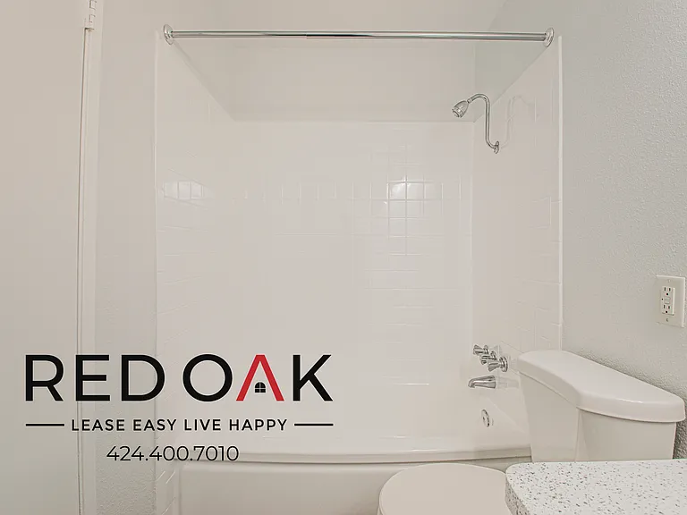 151 Drake St #28B — Photo 29