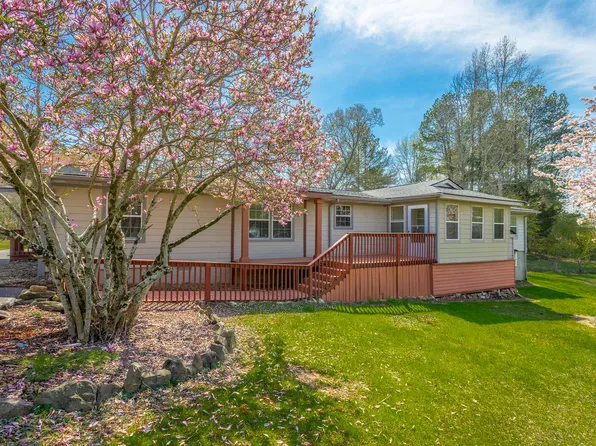 334 Bonavista Ln, Tunnel Hill, GA 30755