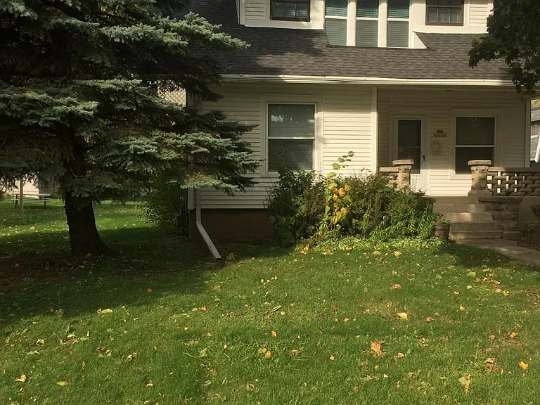 N64W24146 Main St — Photo 1