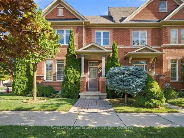 5569 Waterwind Cres, Mississauga, ON L5M 0G3