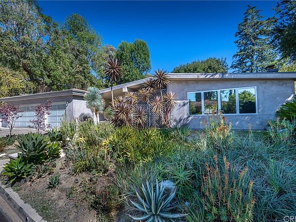 2nd image of 4310 Bergamo Dr