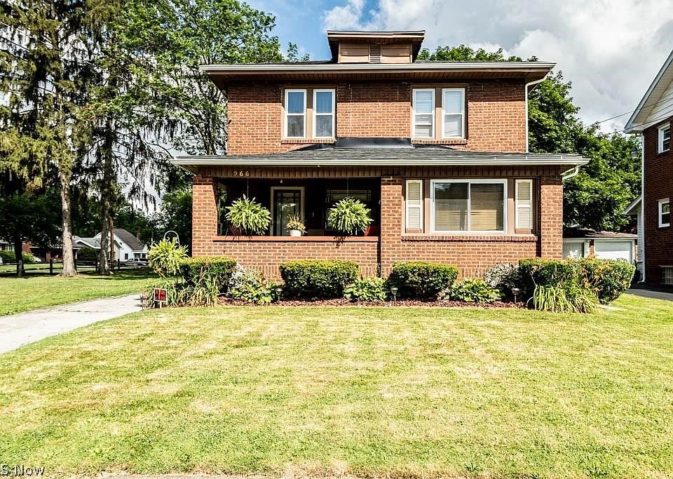 1st image of 966 Lanterman Ave