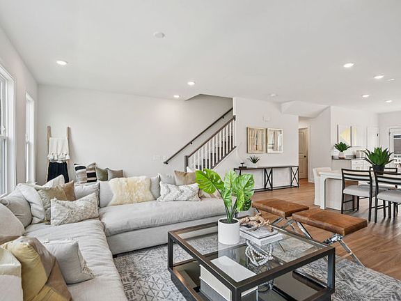 Spacious Gathering Room Makes Entertaining a Breeze