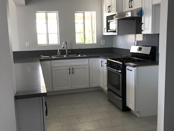 4th image of 1553 Lucretia Ave #1/2