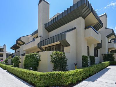 2176 Century Hl, Los Angeles, CA, 90067