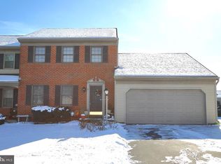 11 Duffield Dr, Lititz, PA 17543