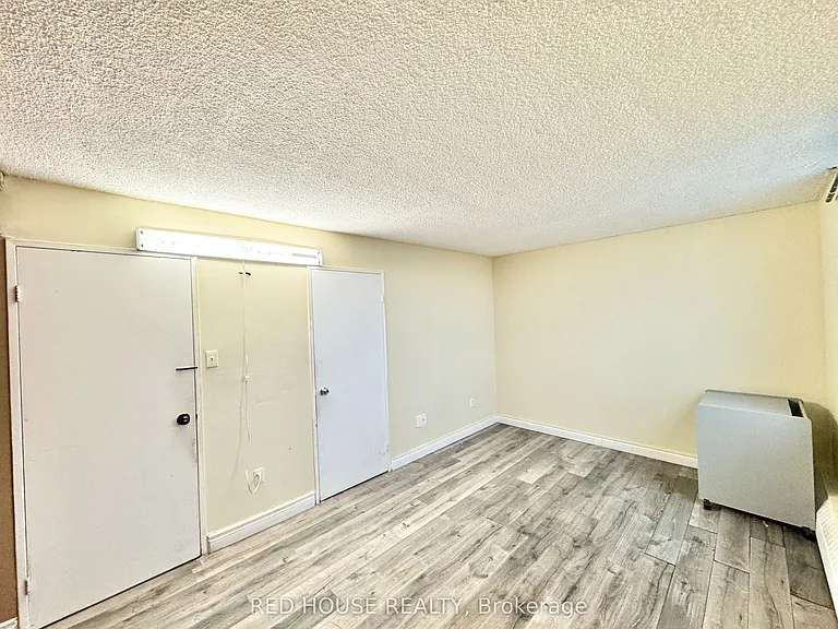 25 Sunrise Ave #1405 — Photo 10
