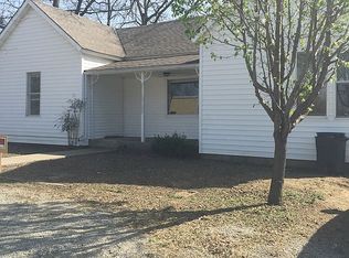 128 E Buffalo St, Kellyville, OK 74039