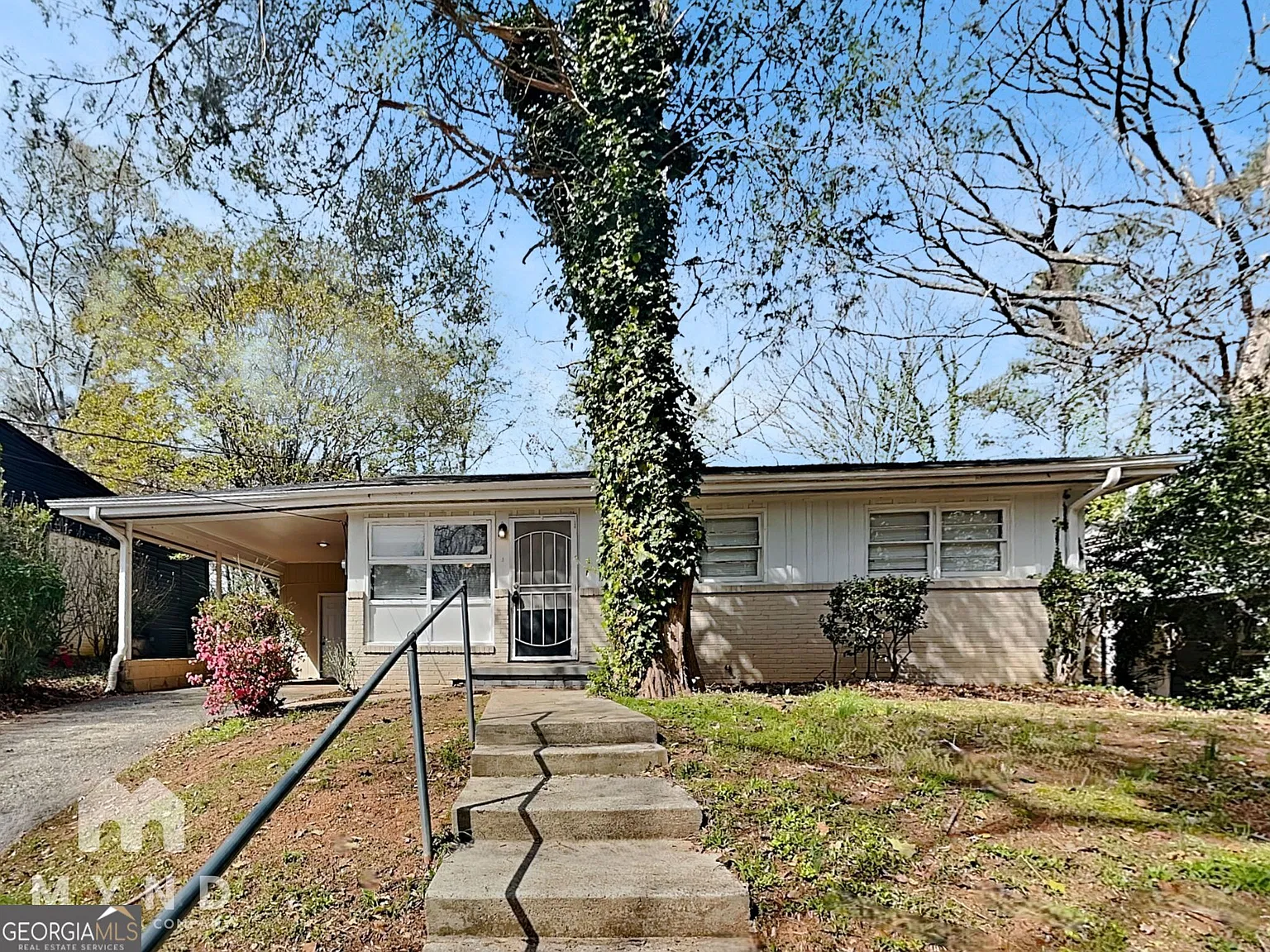 3 bed, 2.0 bath, $1,621 — Photo 1