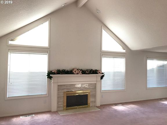 5th image of 3208 SE Baypoint Dr