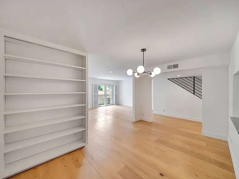 4424 Coldwater Canyon Ave #3 — Photo 20