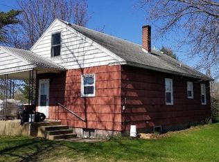 132 Maple St, Mooers, NY 12958