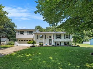 7544 Glenwood Rd, Conneaut, OH 44030