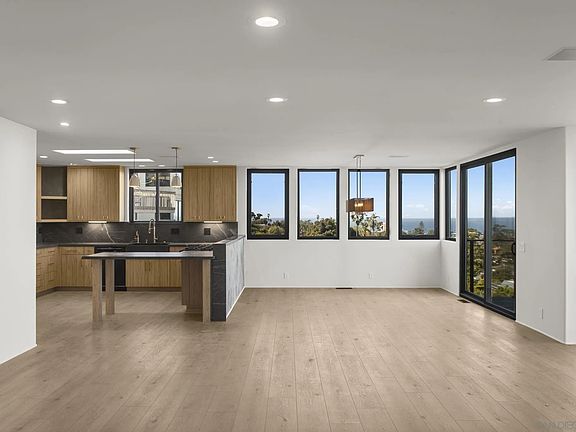 5th image of 1846 Castellana Rd