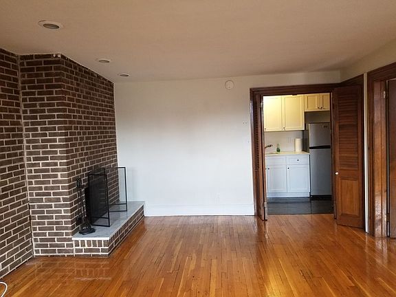 2nd image of 305 Henry St #3B