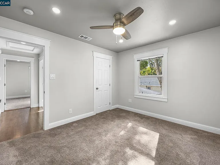2910 Almond St #1 — Photo 5