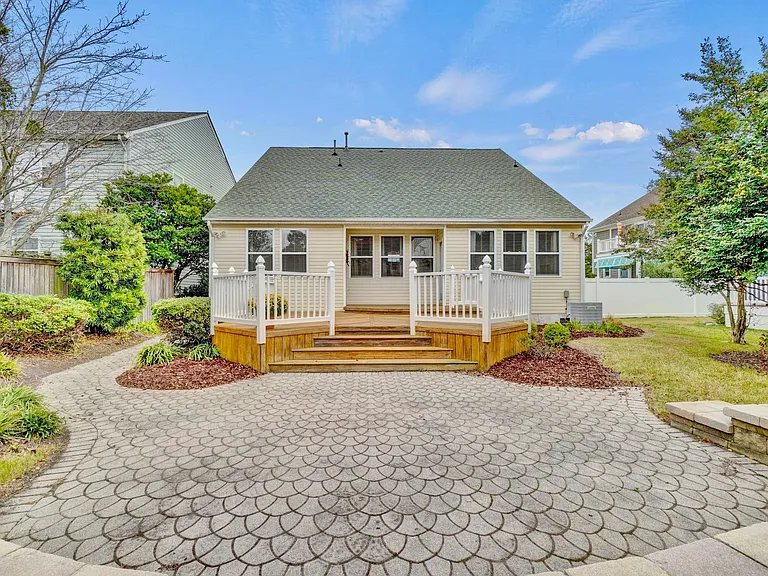 5027 Ocean Way — Photo 26