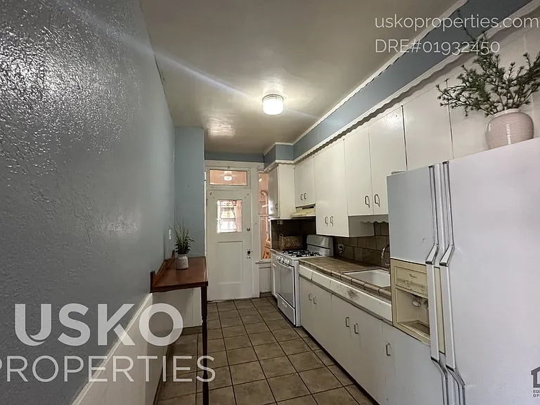 1717 26th St #1 — Photo 9