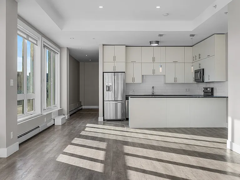 3569 Dutch Village Rd — Photo 45