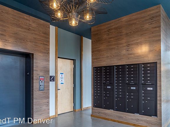 4th image of 2049 S Columbine St #508