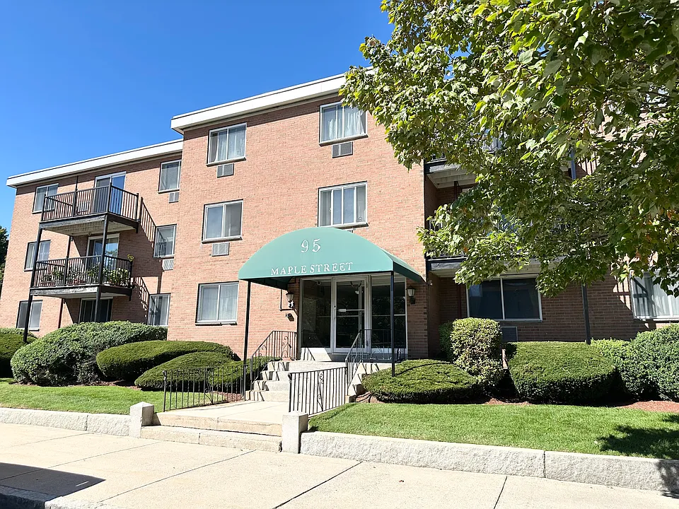95 Maple St #7
