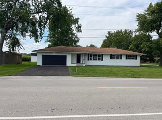 200 McGrath St, Williamsville, IL 62693