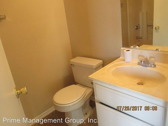5th image of 3160 Vineland Ave APT 13