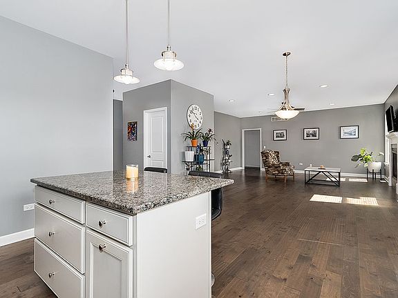 3rd image of 2958 Walbridge Creek Cir