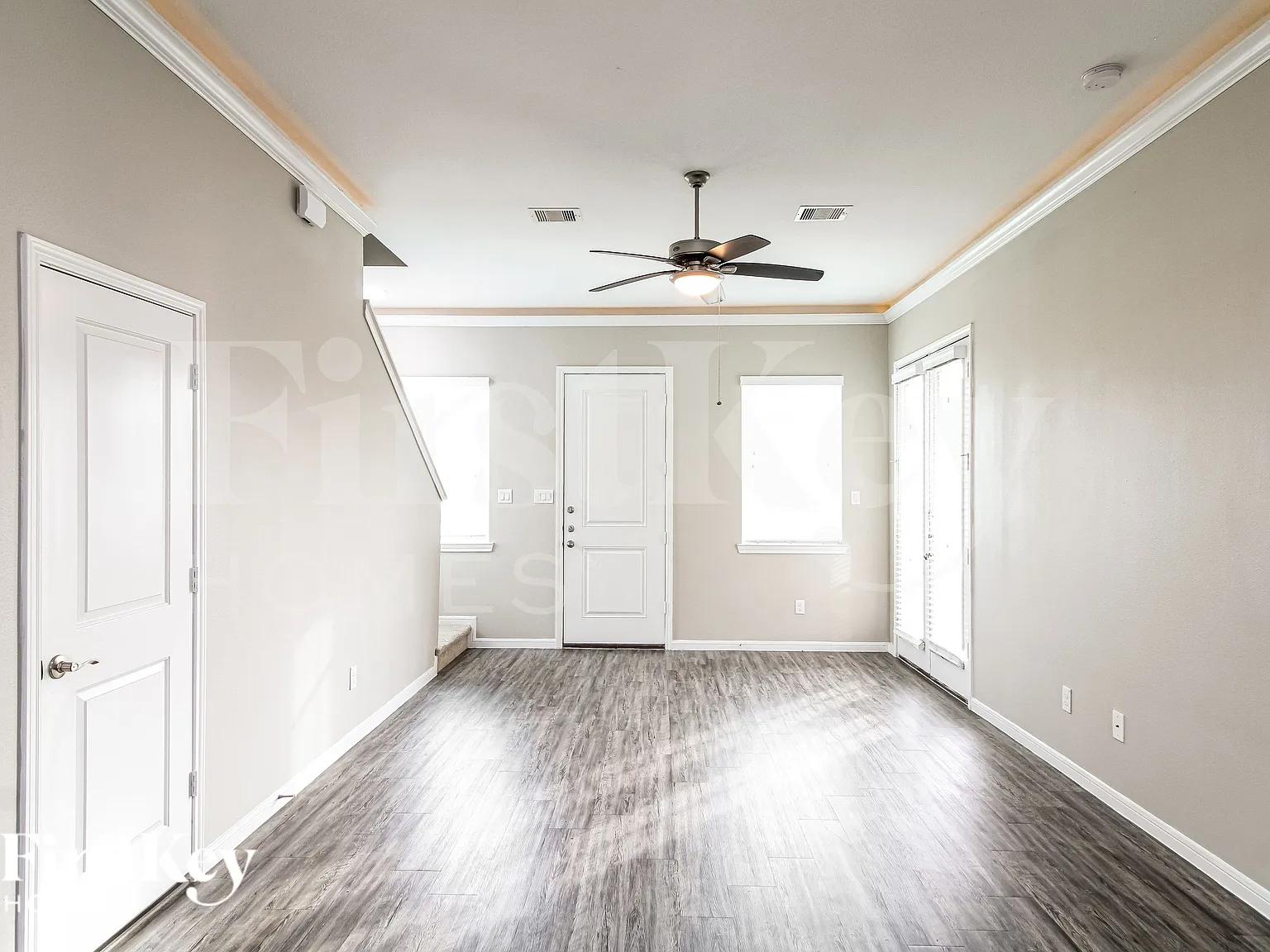 4 bed, 3.5 bath, 1679 sqft, $2,100 — Photo 4