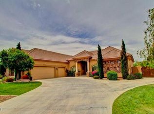 2568 S Riata Ct, Gilbert, AZ 85296