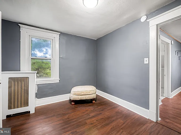 3727 Milford Ave — Photo 8
