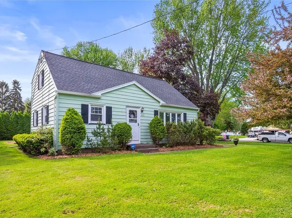 2075 N Union St, Spencerport, NY 14559