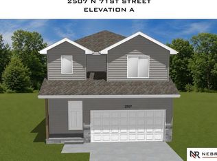 2507 N 71st St, Omaha, NE 68104