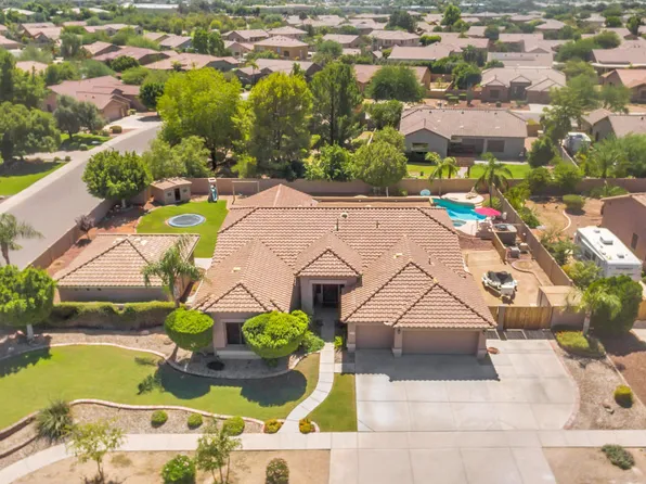 6989 W Grovers Ave, Glendale, AZ 85308