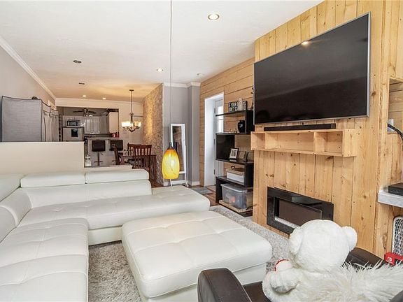 4th image of 30 E Hartsdale Ave APT 6C