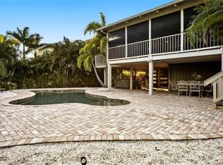 586 Lyons Ln, Longboat Key, FL 34228