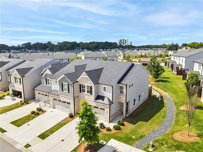 4250 Tin Hare Ln — Photo 3