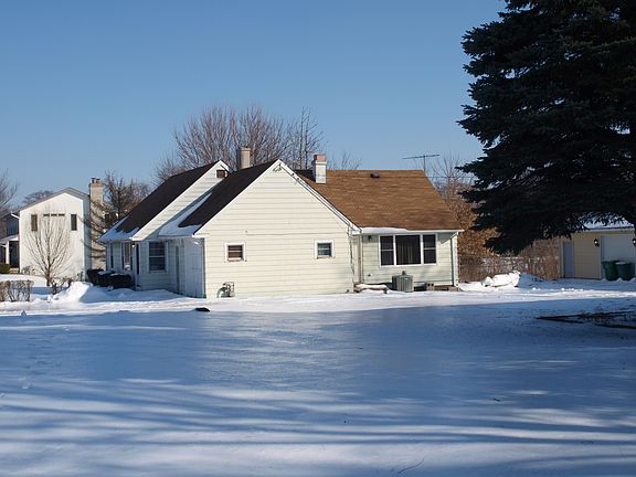 3rd image of 22133 W Morton Dr